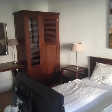 Hotel Marina Walensee 3*