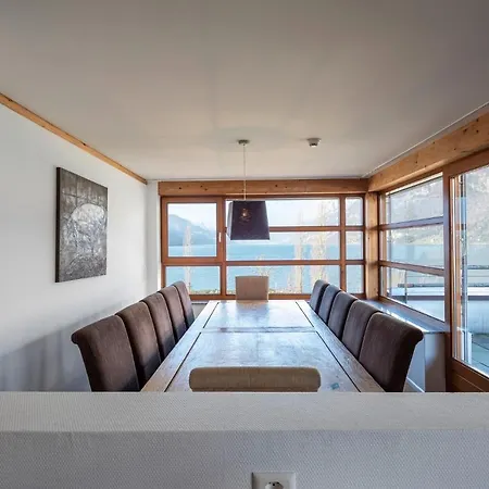 Marina Walensee מלון אונטרטרזן