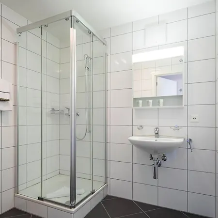 מלון Marina Walensee