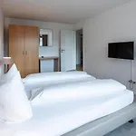 Hotel Marina Walensee 3*